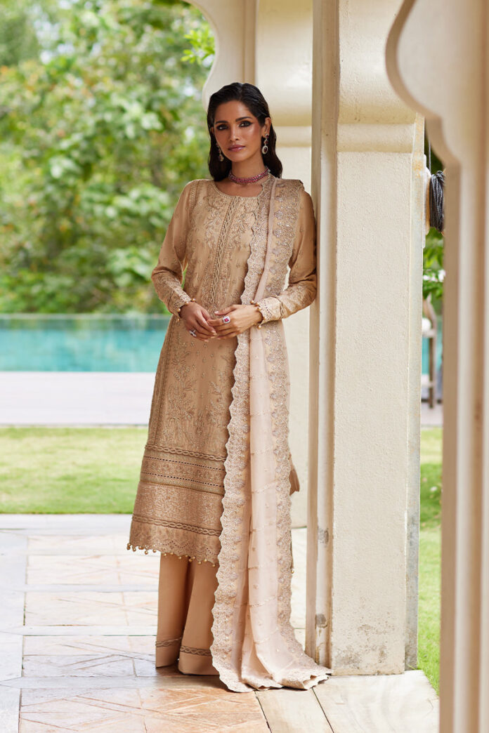 Gulaal Luxury Lawn 2025