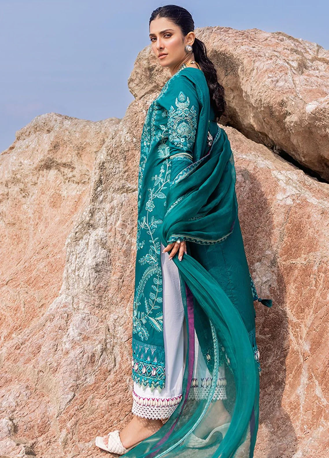 Sadaf Fawad Khan SDF24S Elaheh A Chiffon Suit